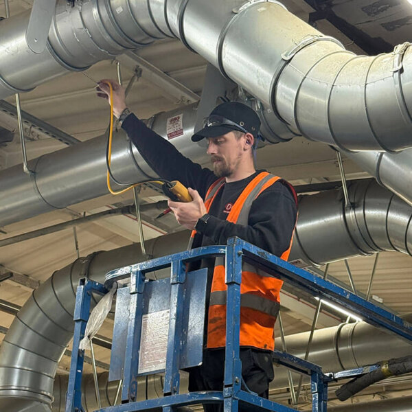 DCE LEV Enginner carry out LEV test